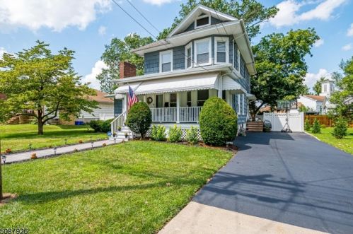 114 Prospect St, South Bound Brook, NJ 08880-1239