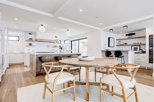 413 Bayview Dr, Manhattan Beach CA  90266-5717 exterior