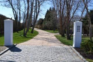 612 Sea Mecox Rd, South Hampton, NY 11968-2820