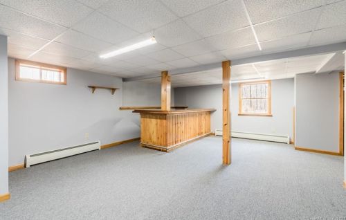 434 New London Rd, Colchester CT  06420-4125 exterior