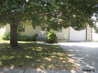 2514 69th St, Omaha, NE 68104-3804