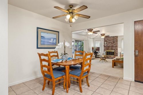 6135 Shoshone Dr, Manteca CA  95336-2562 exterior