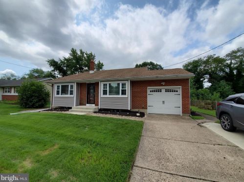 1503 Cinnaminson Ave, Riverton, NJ 08077-2108