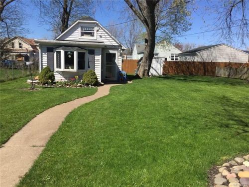 4220 Elmwood Ave, Buffalo, NY 14219-1210