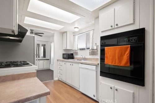 19841 Grand Ave, Lake Elsinore CA  92530-6432 exterior