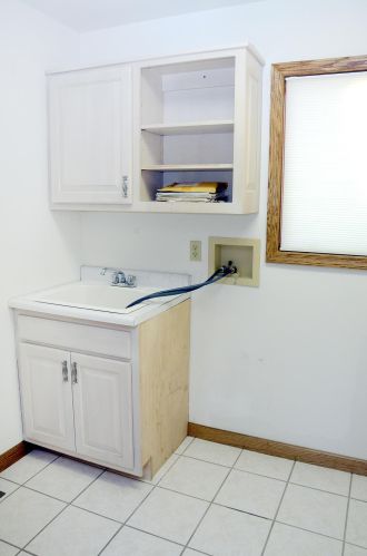 1300 11th St, Cambridge OH  43725-1106 exterior