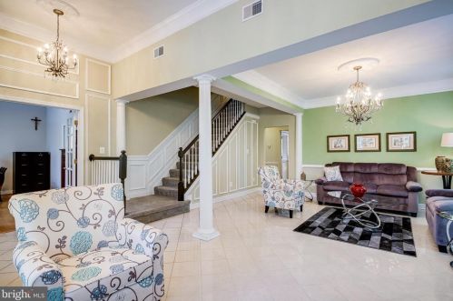 9517 Moonen Bay Ln, Bristow VA  20136-3515 exterior