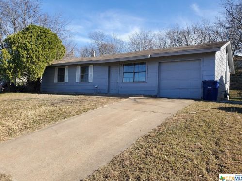 714 Michelle Dr, Copperas Cove, TX 76522-1232