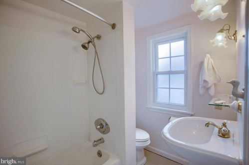 32 Big Spring Ave, North Newton PA  17241-1402 exterior