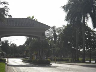 1862 152nd Ter, Hollywood, FL 33027-4312