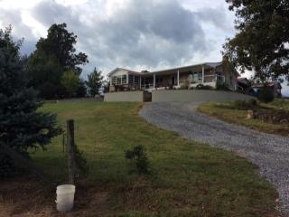 7335 Cedar Creek Rd, Greeneville, TN 37743-8239