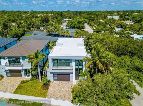 750 Lake Ave, Delray Beach, FL 33483-5928