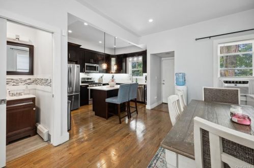 33 8th Ave, Mount Vernon NY  10550-1965 exterior