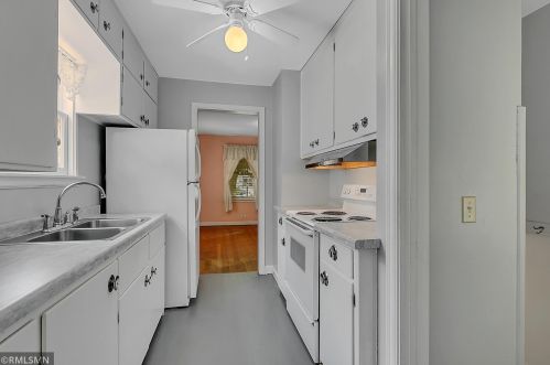 109 19 1/2 Ave, Saint Cloud MN  56303-4425 exterior