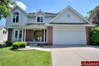 10221 Madison St, Omaha, NE 68127-5406