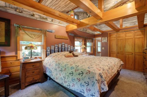 16 Sweet Miller Ln, Rindge NH 03461-5739 exterior