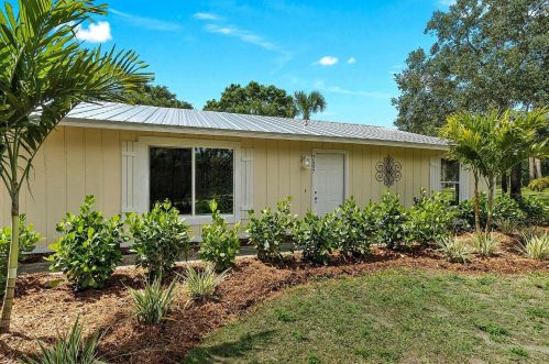 7507 Donlon Rd, Fort Pierce, FL 34951-1770