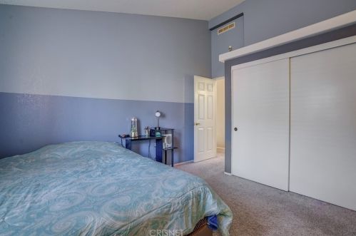 28101 Vista View Dr, Santa Clarita CA  91351-5710 exterior