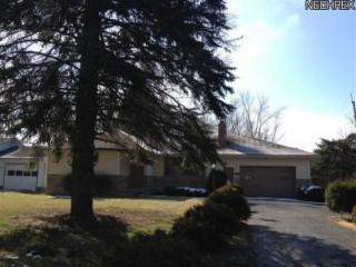 1349 Montrose St, Youngstown OH  44505-1511 exterior