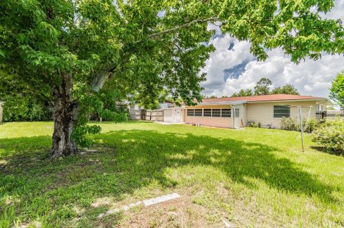 1160 Page Dr, Deltona FL  32725-6056 exterior