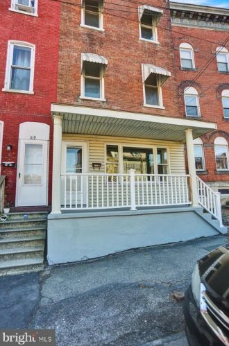 1119 Market St, Primrose, PA 17901-2820