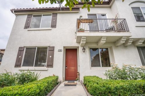 27967 Avalon Dr, Santa Clarita, CA 91351-2042