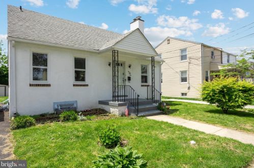 155 Maple Ave, Holmes, PA 19043-1410