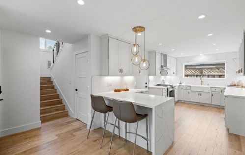 516 Baywood Ave, San Jose CA  95128-4601 exterior