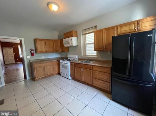 428 Hunter St, Gloucester NJ  08030-2017 exterior