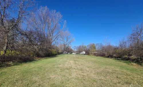 1029 Jasper Rd, Xenia OH 45385-9429 exterior