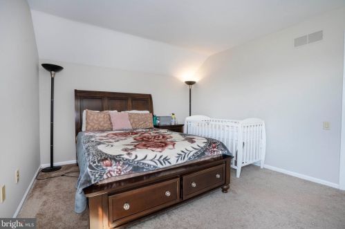 1 Glacier Ct, Bear DE  19701-1779 exterior