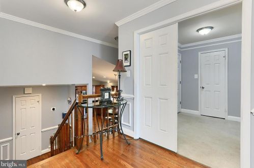 5424 Rilian Ct, Springfield VA  22015-2171 exterior