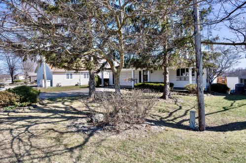 9026 Hickory Ln, Huntsville, OH 43324-9632