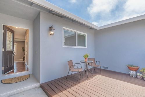 425 Windsor Ct, Marina, CA 93933-3315