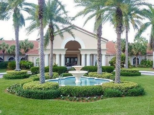 400 Sunview Way, Fort Pierce FL  34986-2655 exterior