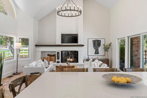 3355 Dove Hollow Rd, Encinitas CA  92024-7240 exterior