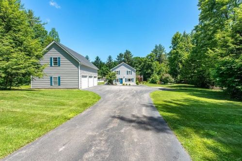 156 Raymond Rd, Deerfield NH  03037-1507 exterior