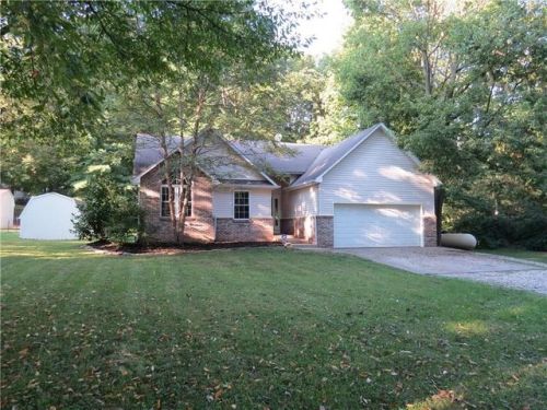 5460 Whittier Dr, Ogden, IN 46148-9502
