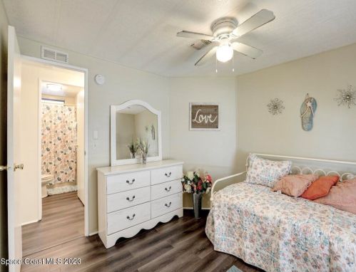 814 Lychee Dr, Sebastian FL  32976-2572 exterior