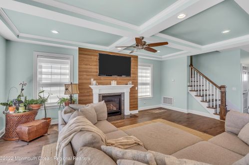 21 Halsey Dr, Bricktown NJ  08723-7510 exterior