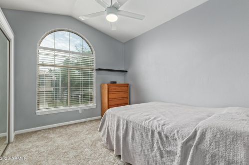 1810 Tremaine Ave, Gilbert AZ 85234-7612 exterior