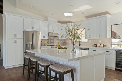 1500 Hillcrest Dr, Pismo Beach CA  93420-2215 exterior