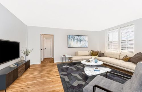 5645 Netherland Ave, Bronx, NY 10471-1789