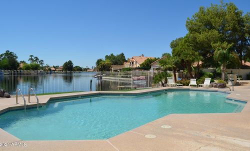 10945 Poinsettia Dr, Avondale AZ  85392-3720 exterior