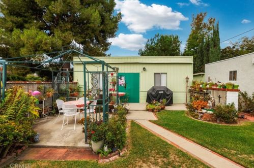 6017 Kauffman Ave, Temple City CA  91780-1742 exterior