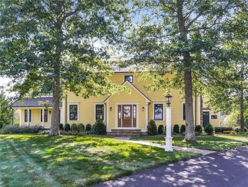 26 Steeple Ln, Lincoln, RI 02865-4831