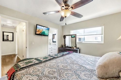 941 Suiter St, Hollister CA  95023-4631 exterior