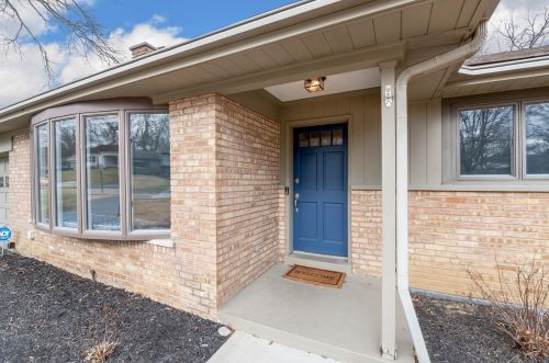 6654 Apache Cir, Cincinnati, OH 45243-2404