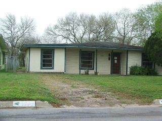 1109 Greenway St, Harlingen, TX 78550-7716