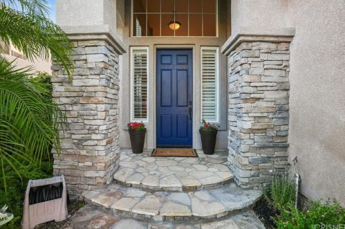 23209 Sorrel Ct, Santa Clarita, CA 91354-1476